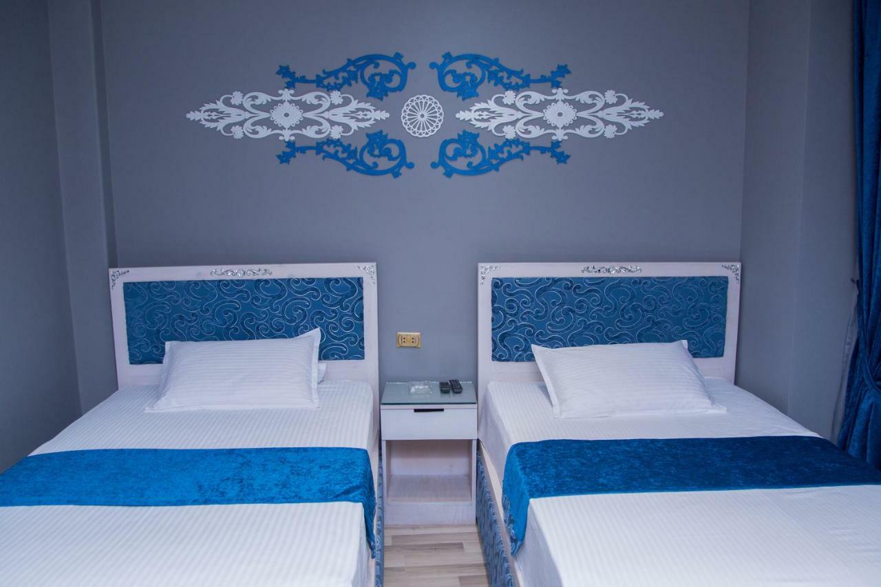 Ambiance Hotel *
